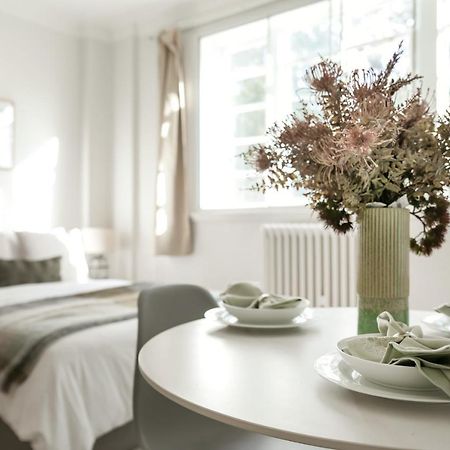 Beautifully Presented Centrally Located Studio Apartment London Luaran gambar