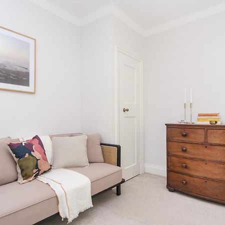 Beautifully Presented Centrally Located Studio Apartment London Luaran gambar