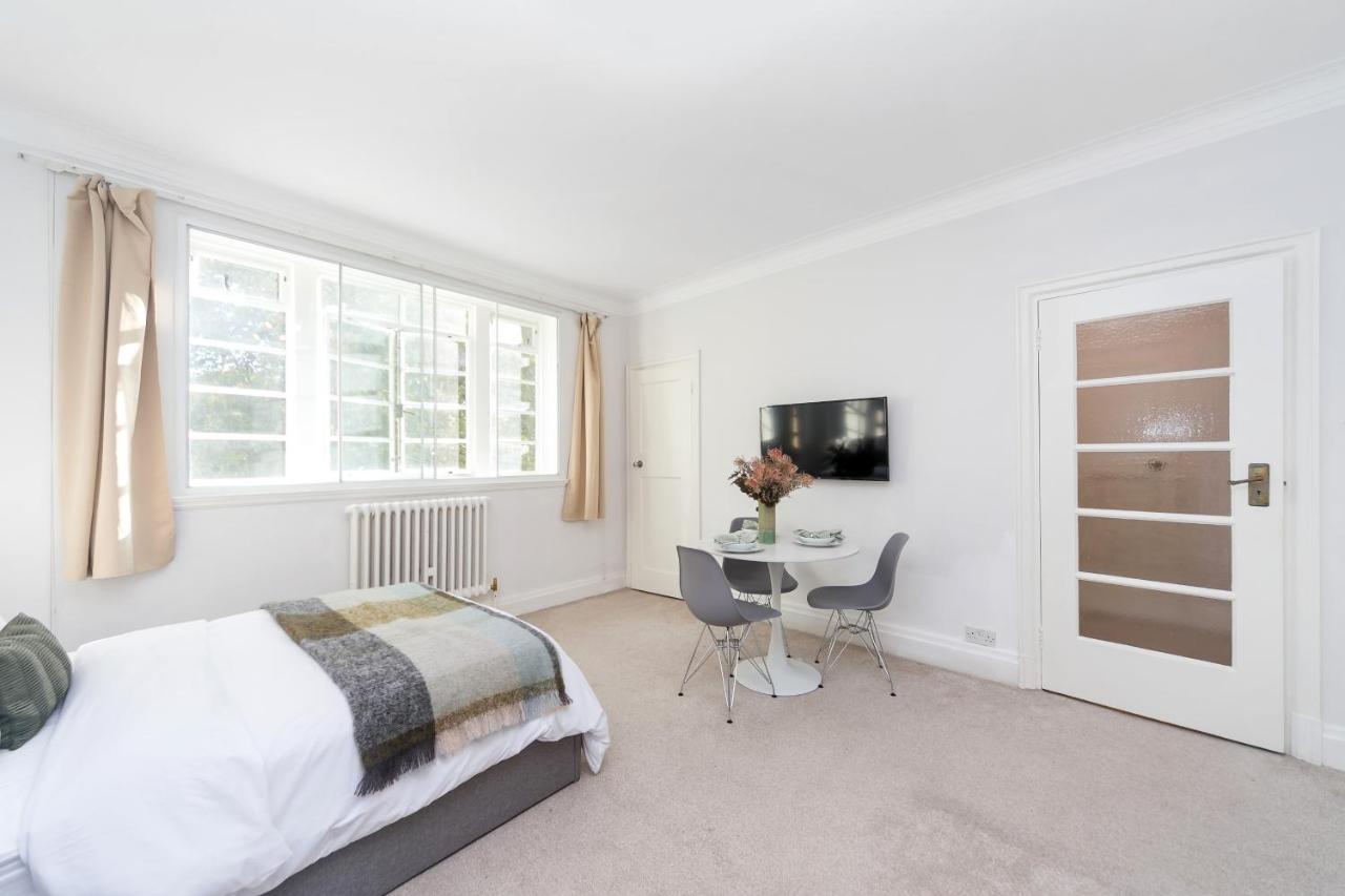 Beautifully Presented Centrally Located Studio Apartment London Luaran gambar